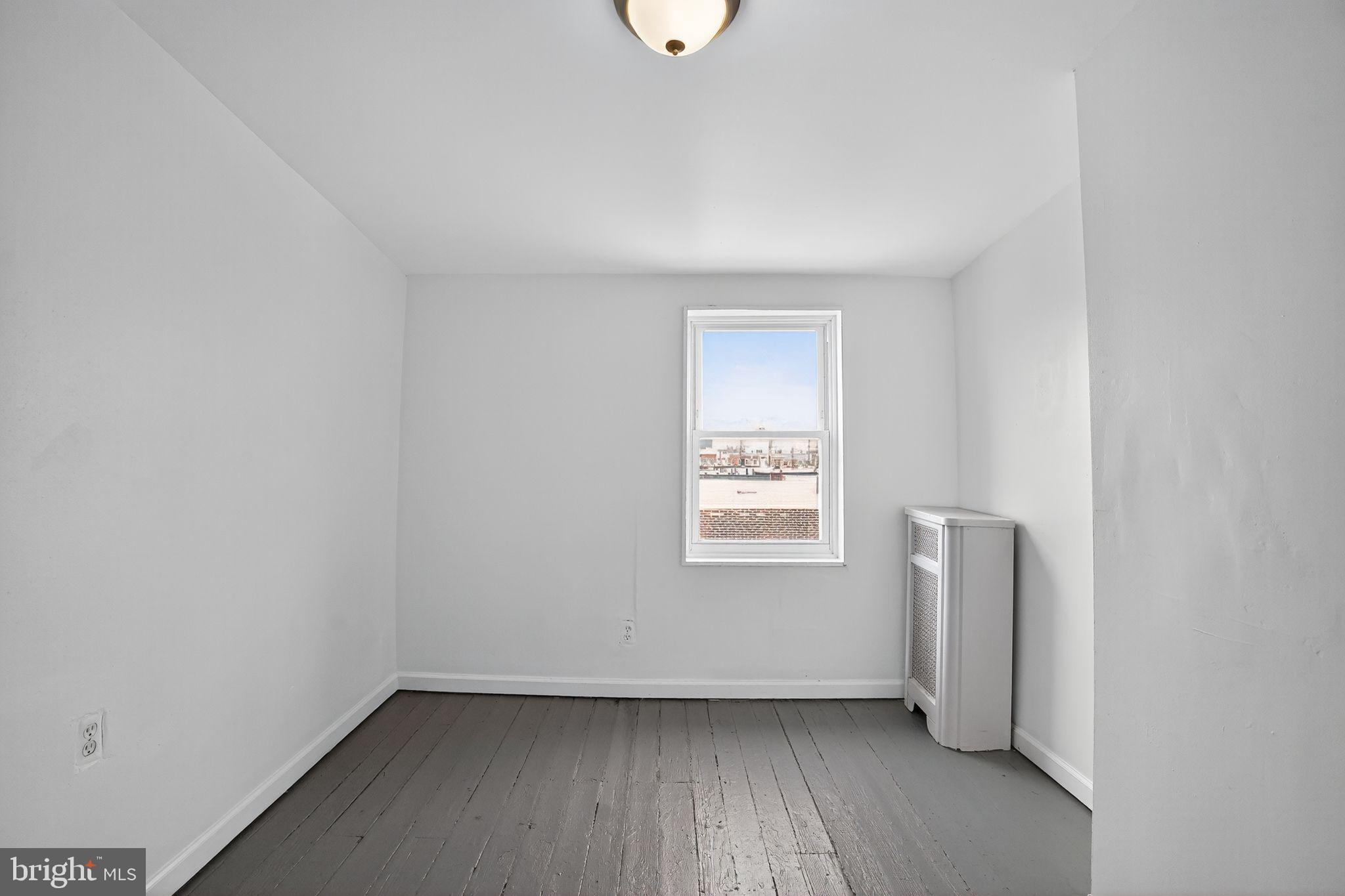 1325 E SUSQUEHANNA AVENUE