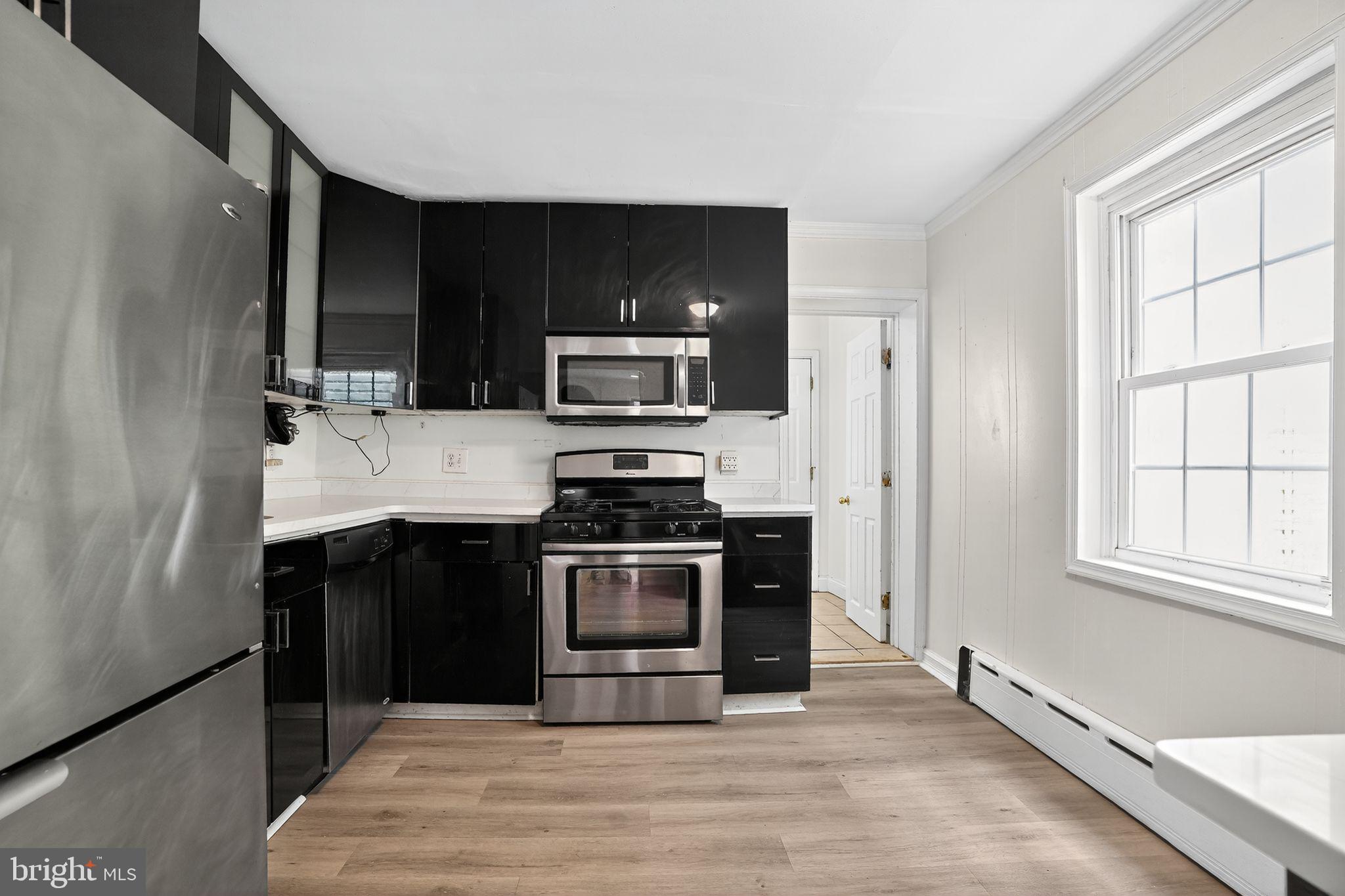 1325 E SUSQUEHANNA AVENUE