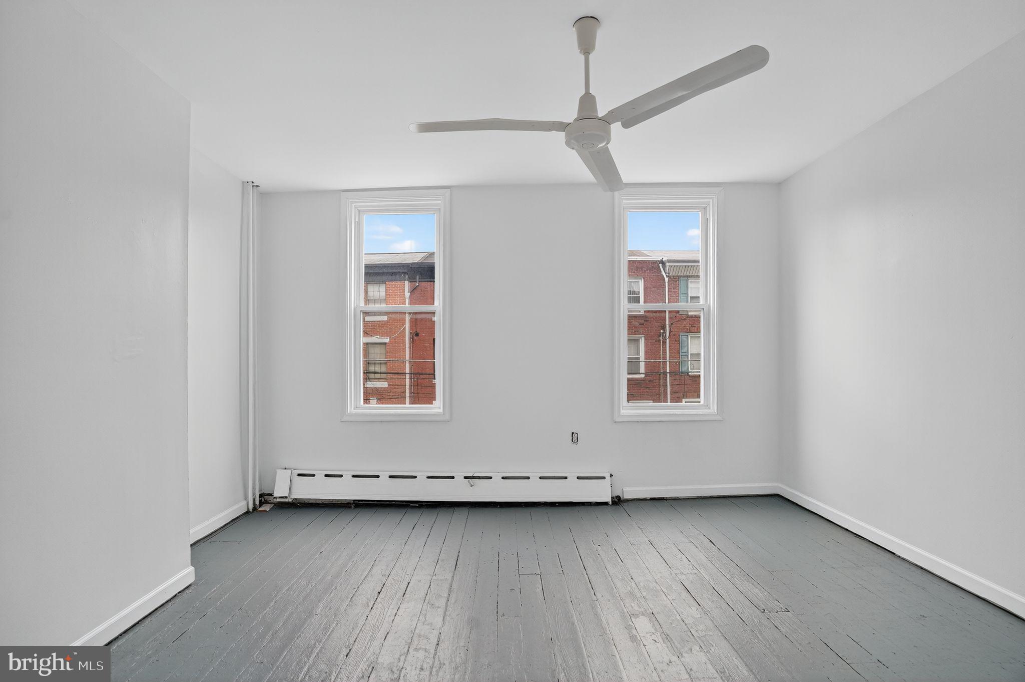 1325 E SUSQUEHANNA AVENUE