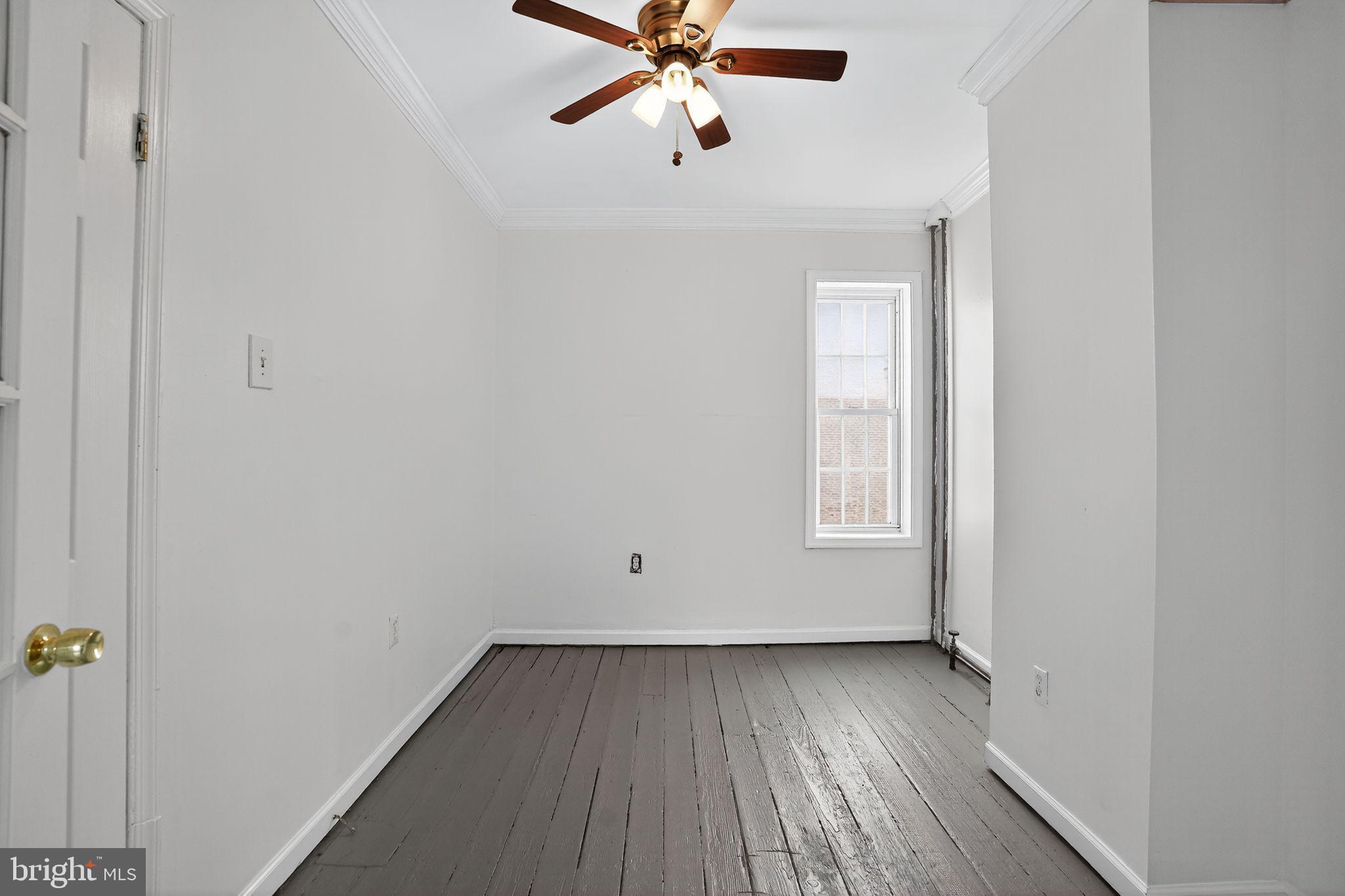 1325 E SUSQUEHANNA AVENUE