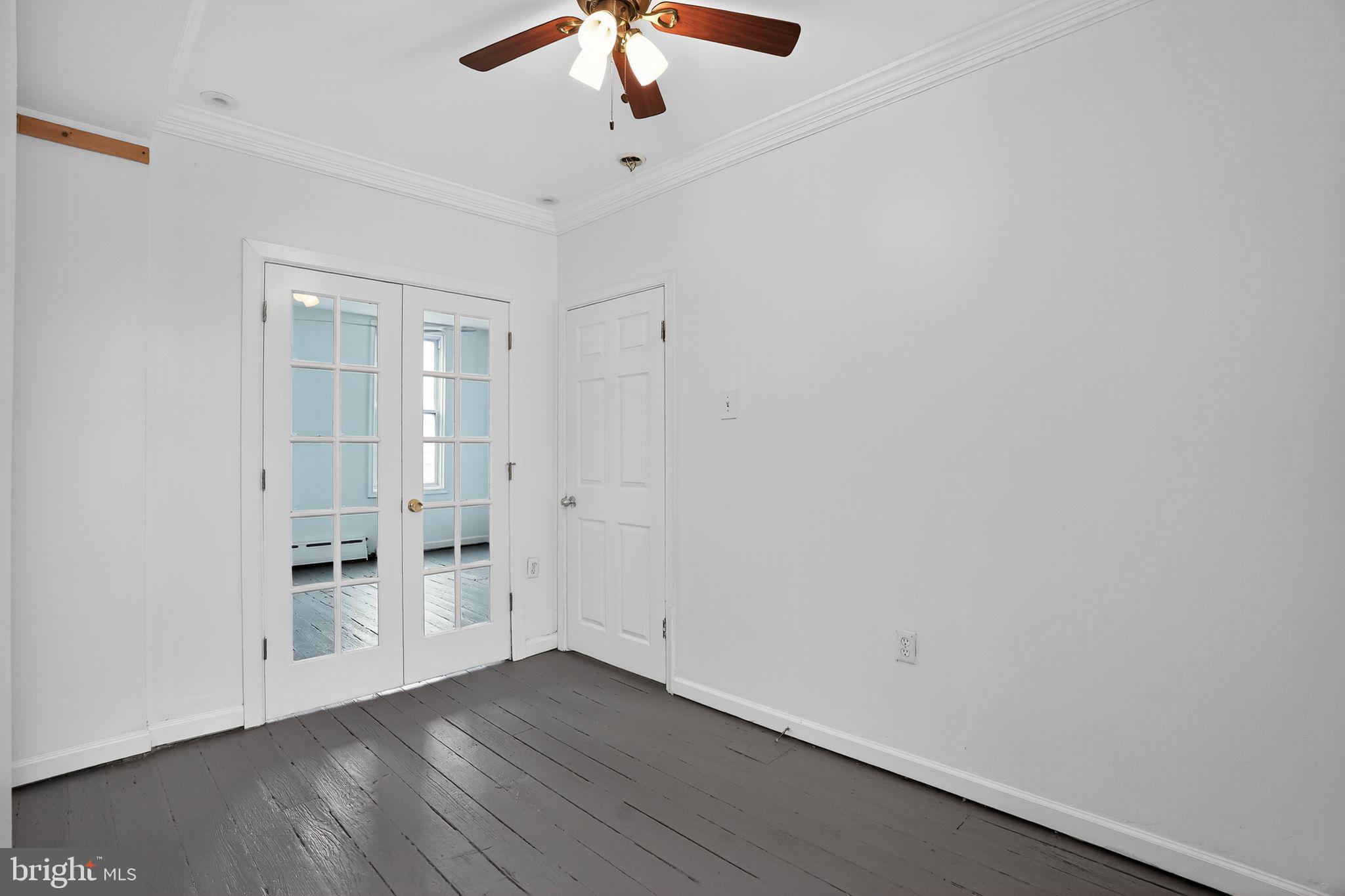 1325 E SUSQUEHANNA AVENUE