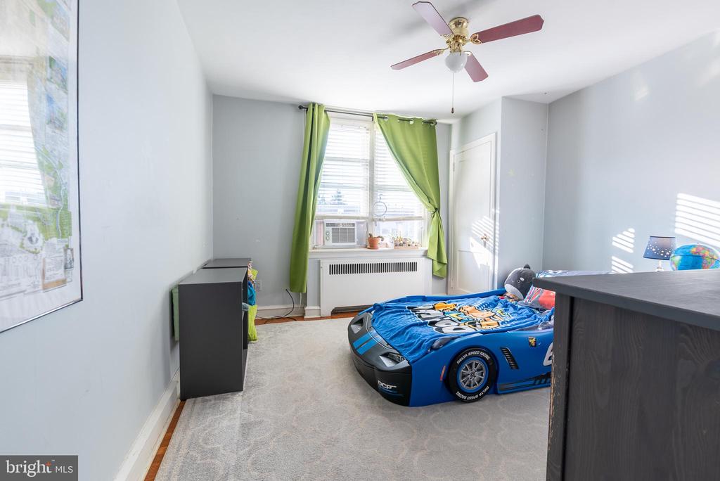 369 E GORGAS LANE