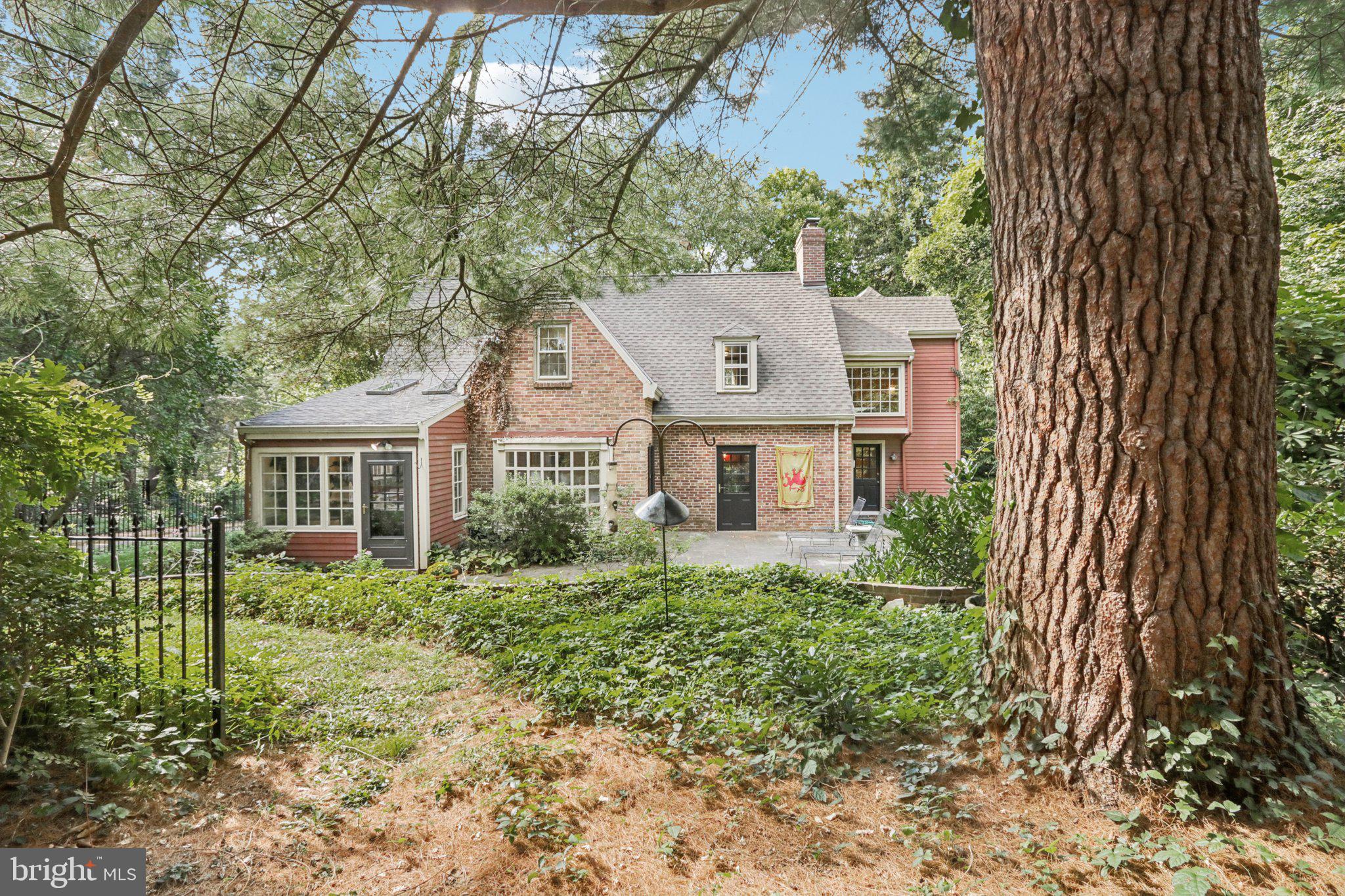 534 W SPRINGFIELD AVENUE