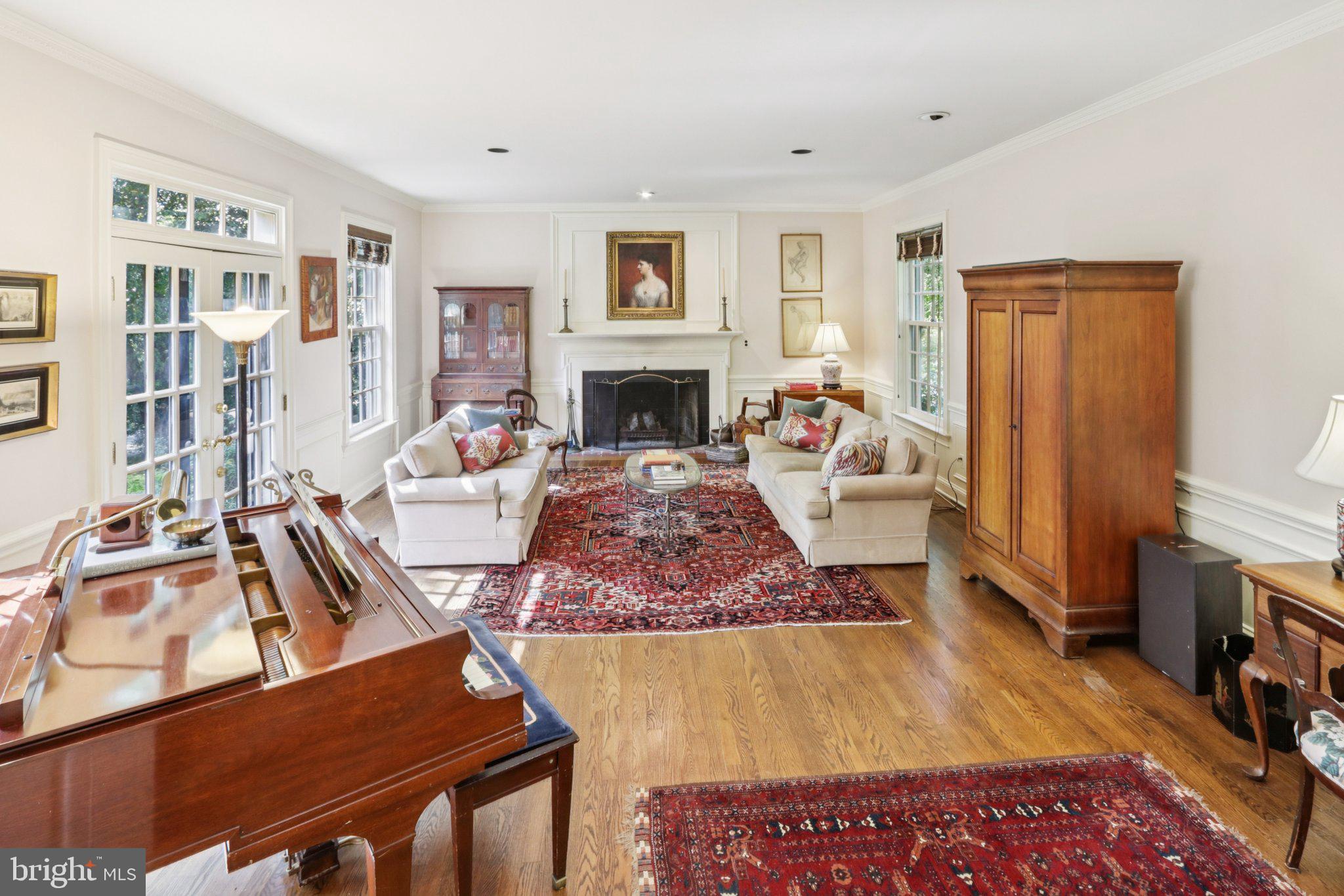 534 W SPRINGFIELD AVENUE