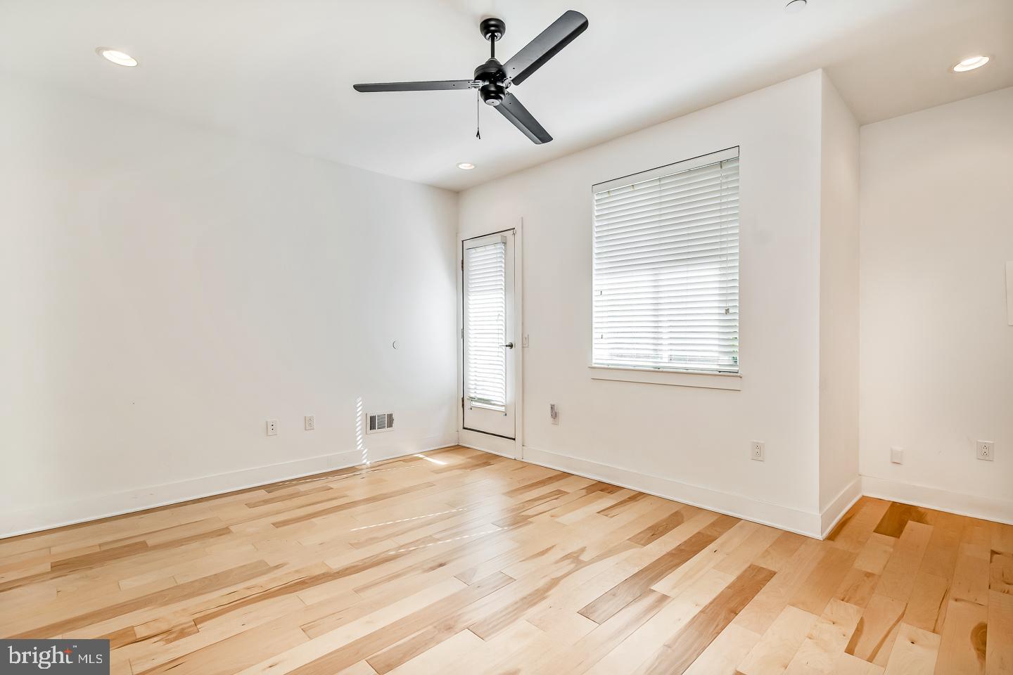 1348 N MASCHER STREET