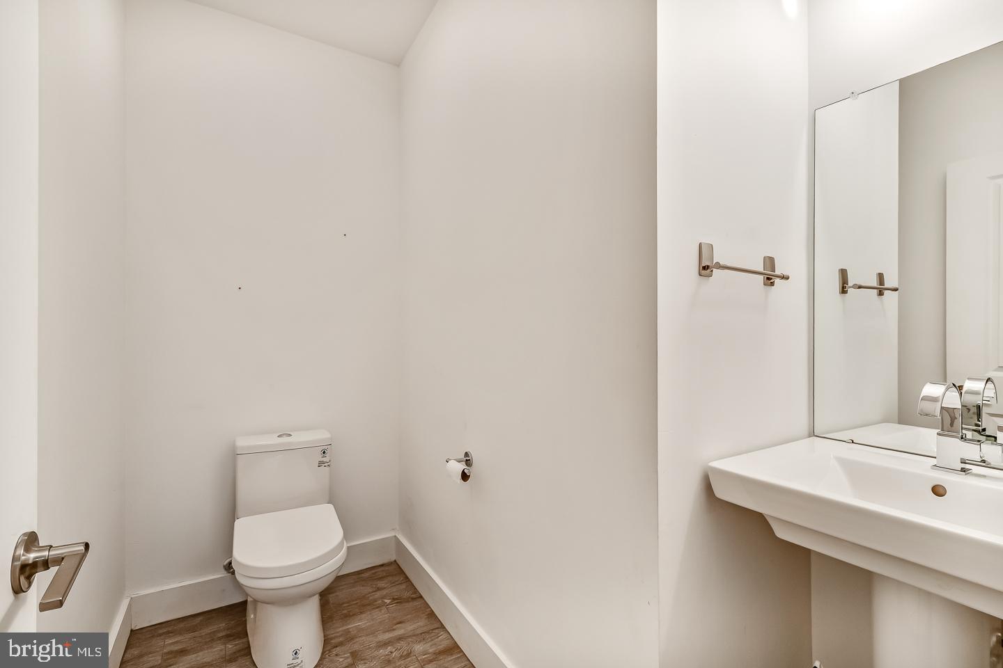 1348 N MASCHER STREET