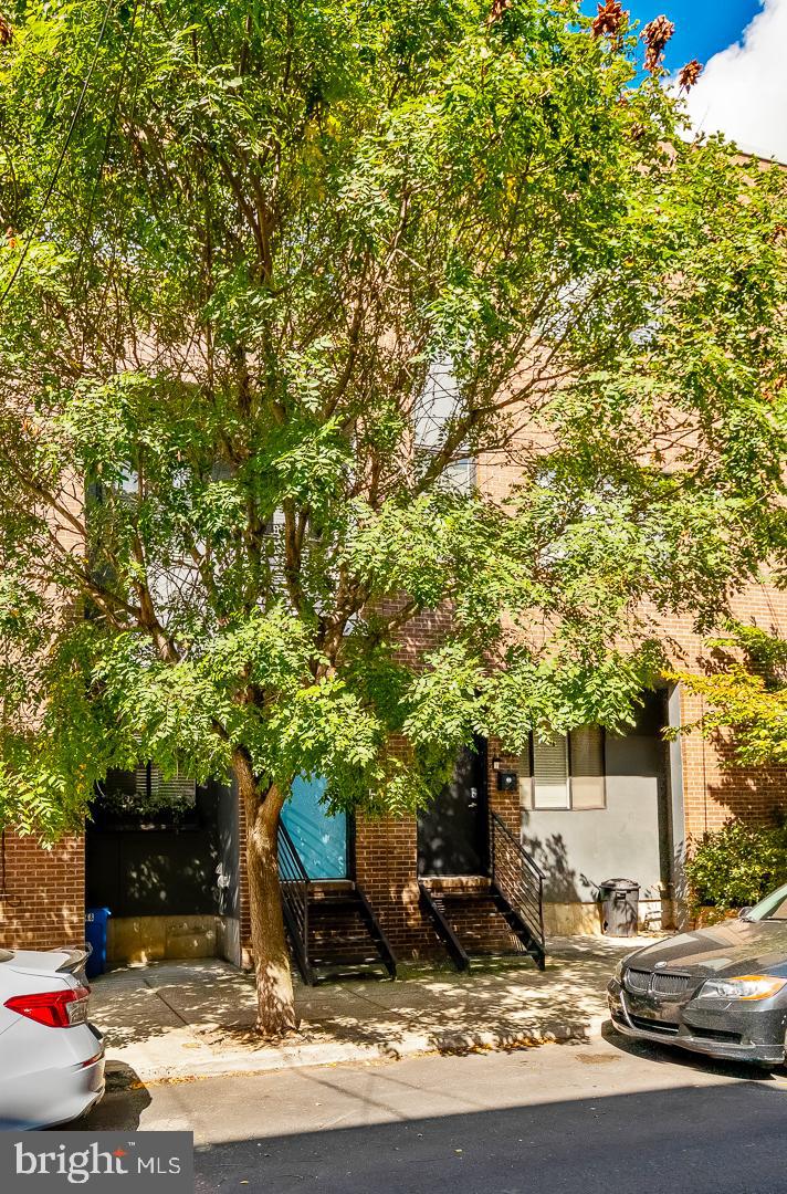 1348 N MASCHER STREET