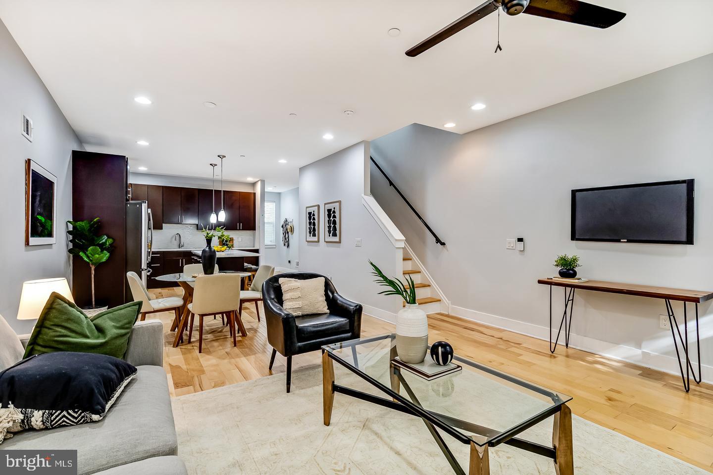 1348 N MASCHER STREET