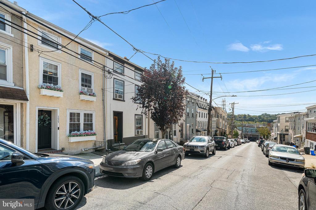 177 LEVERING STREET