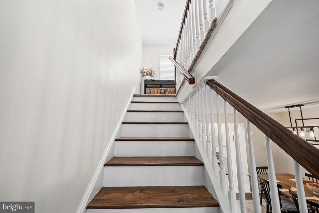 177 LEVERING STREET