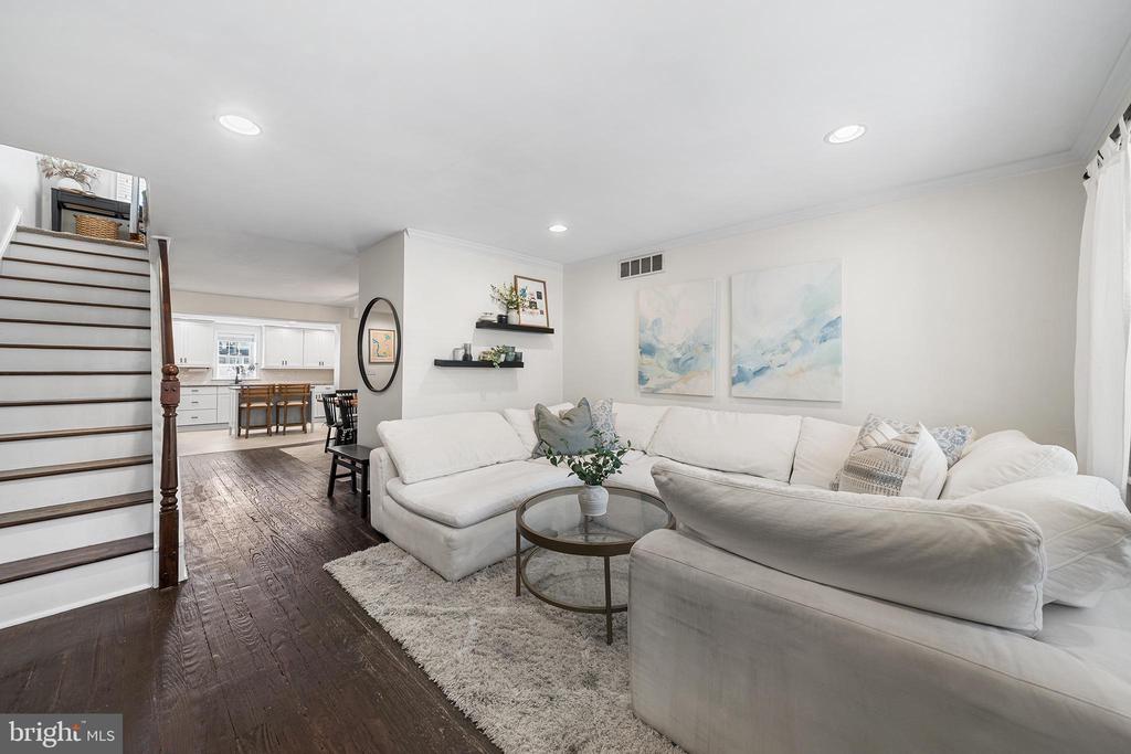 177 LEVERING STREET