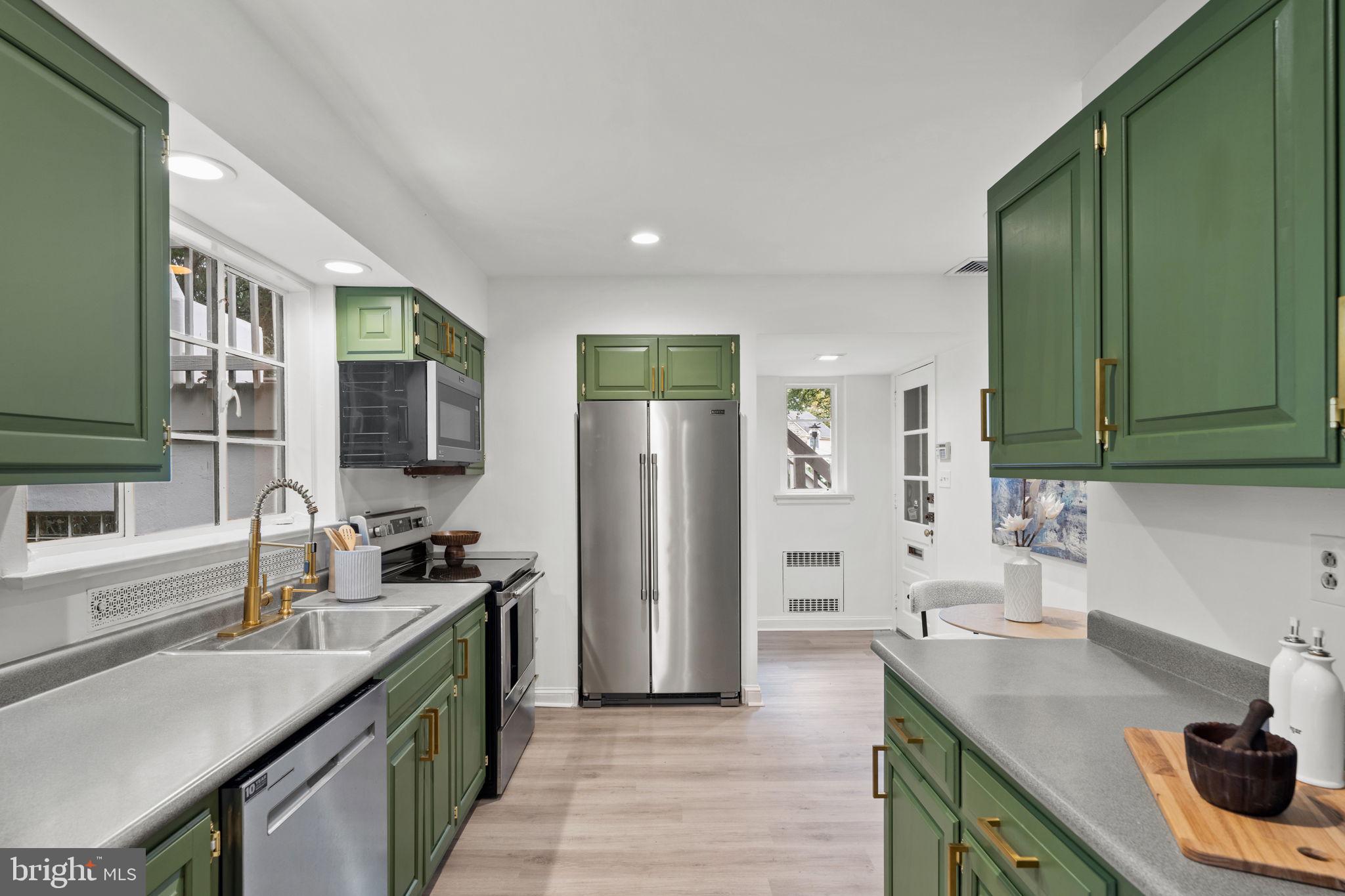 3937 W NETHERFIELD ROAD