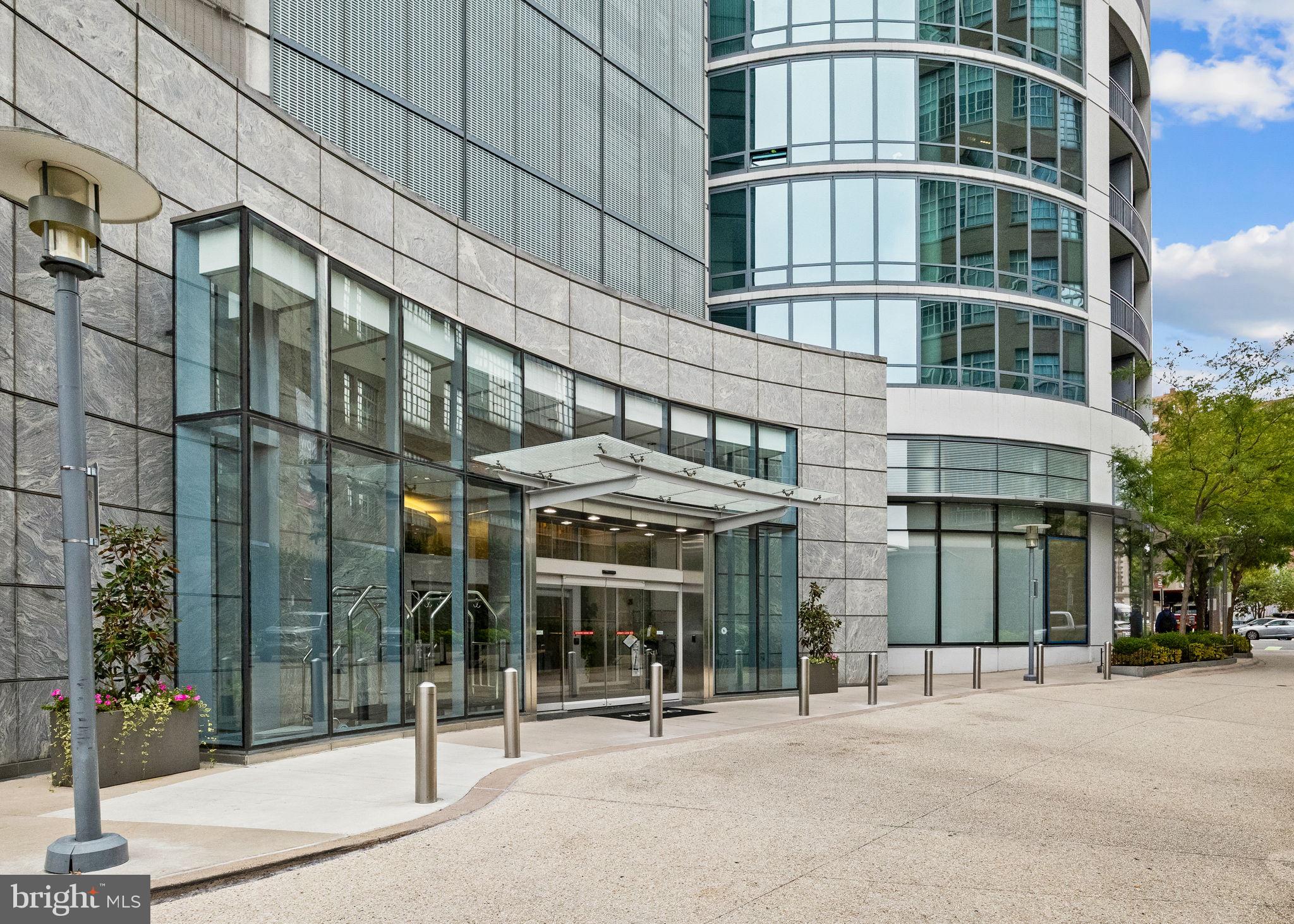 2101 MARKET STREET 1902