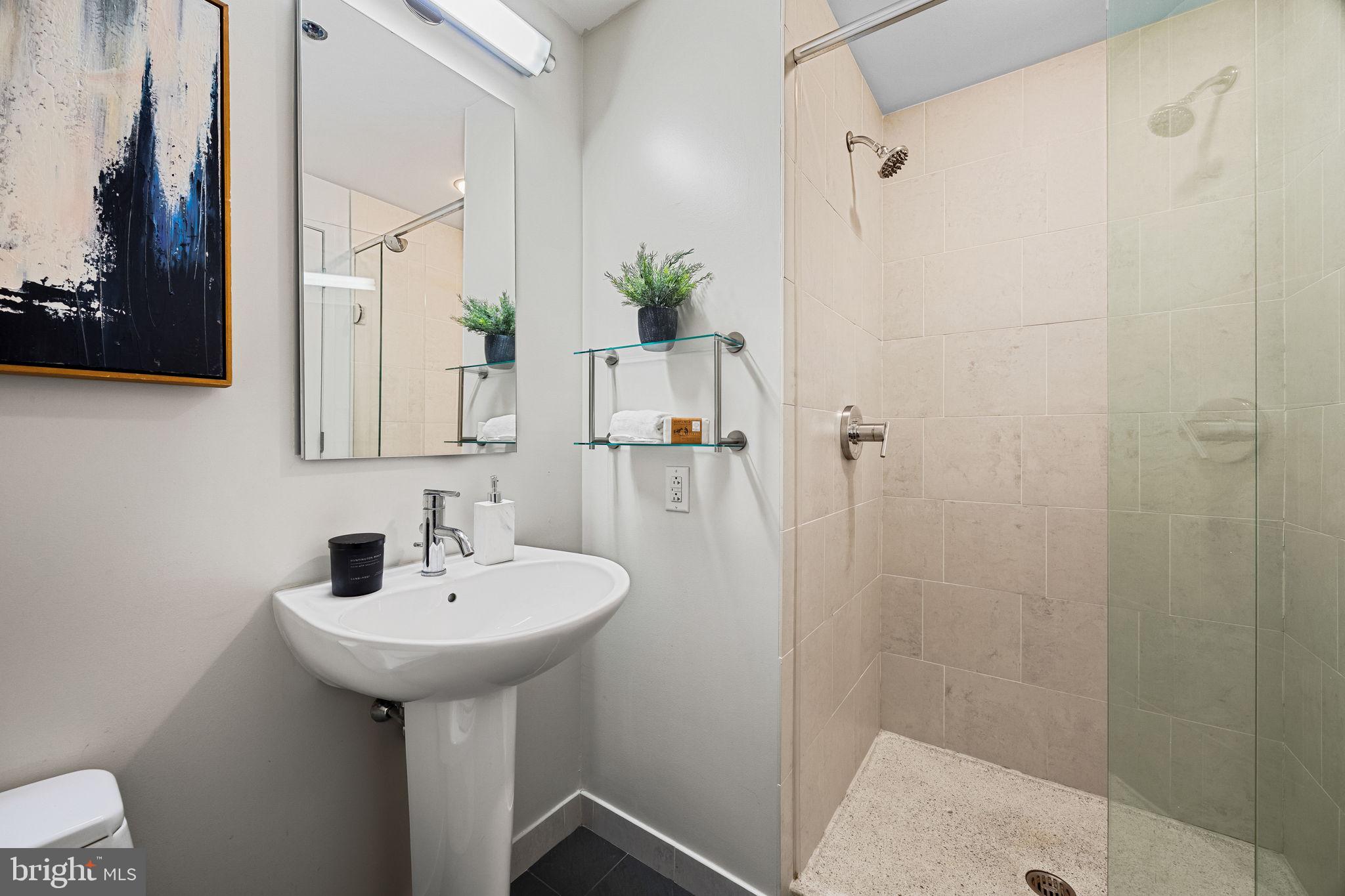 2101 MARKET STREET 1902