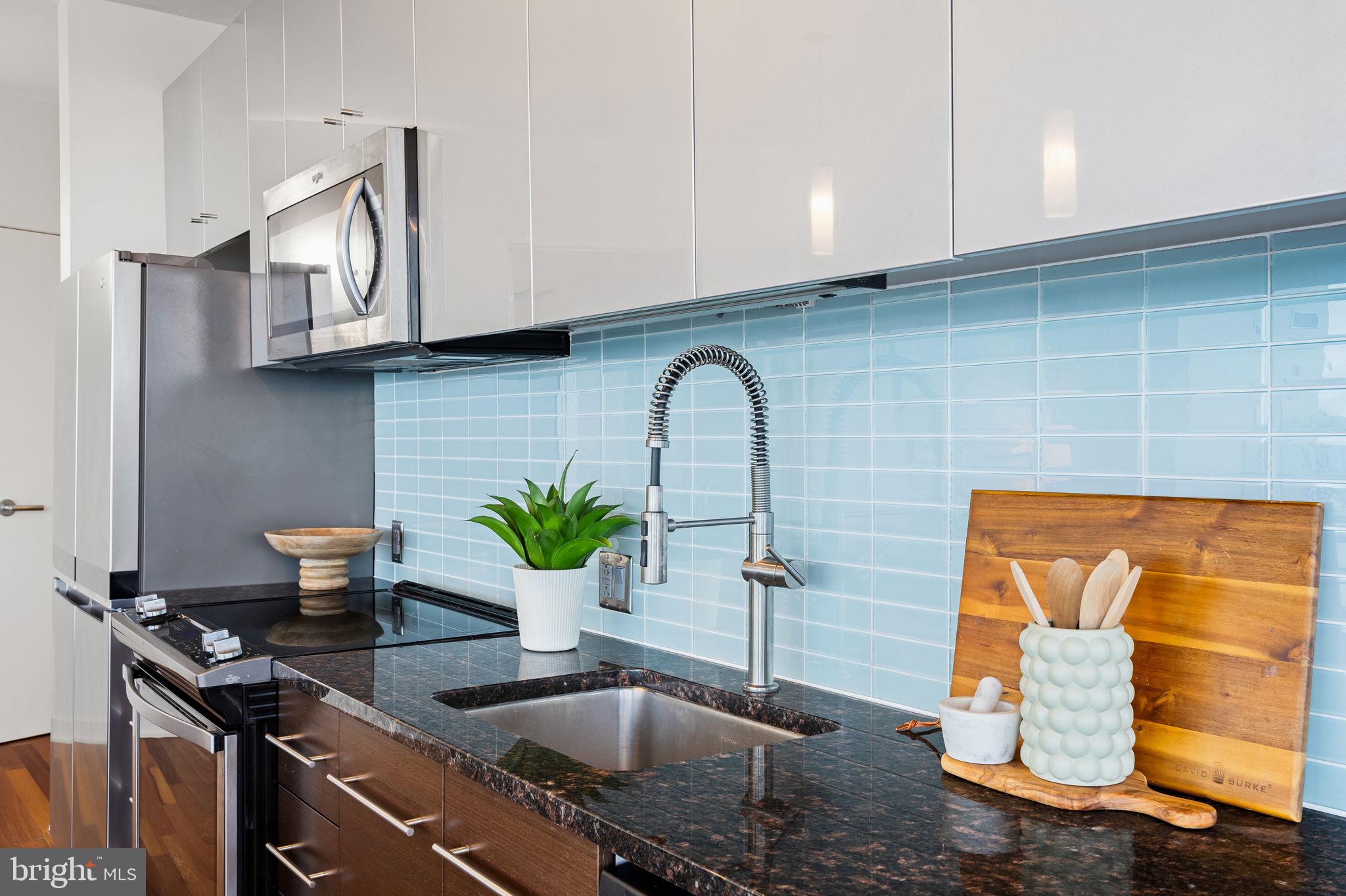 2101 MARKET STREET 1902