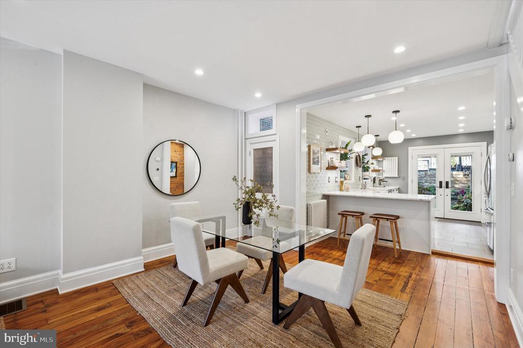 1927 S 12TH STREET