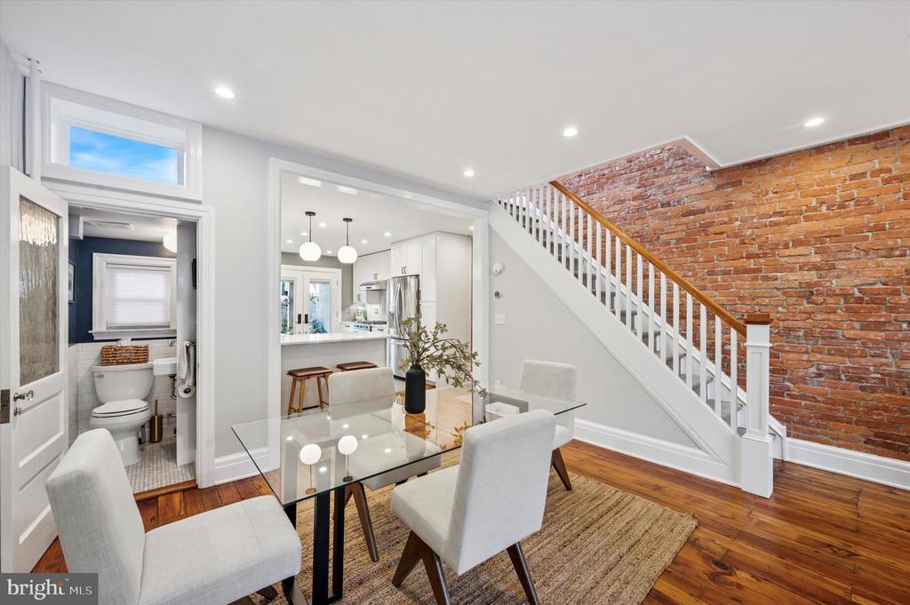1927 S 12TH STREET