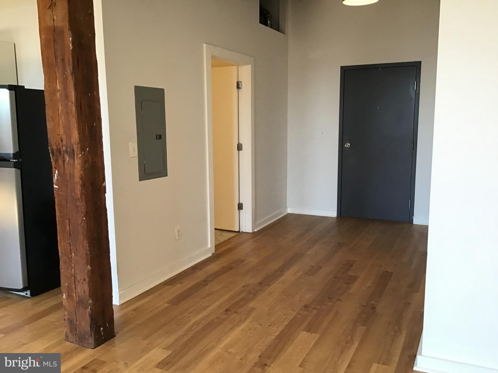 1125 E COLUMBIA AVENUE 203