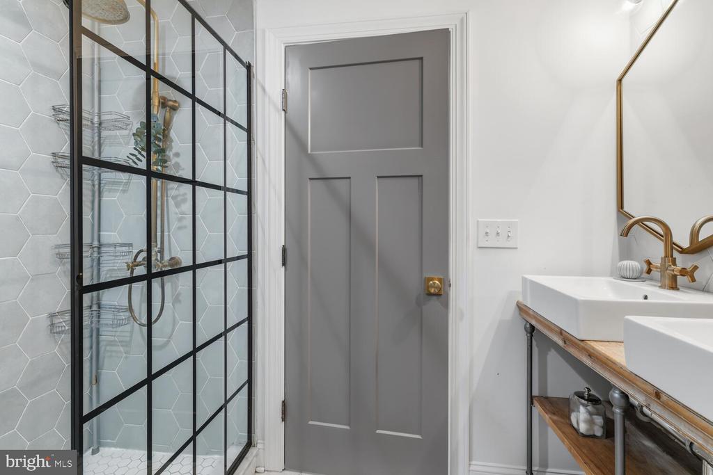 753 N UBER STREET 3