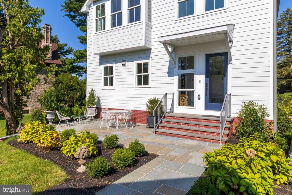 14 PELHAM ROAD