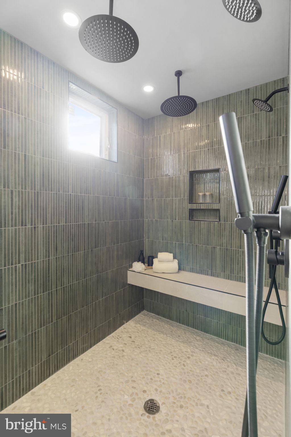 2056 PEMBERTON STREET