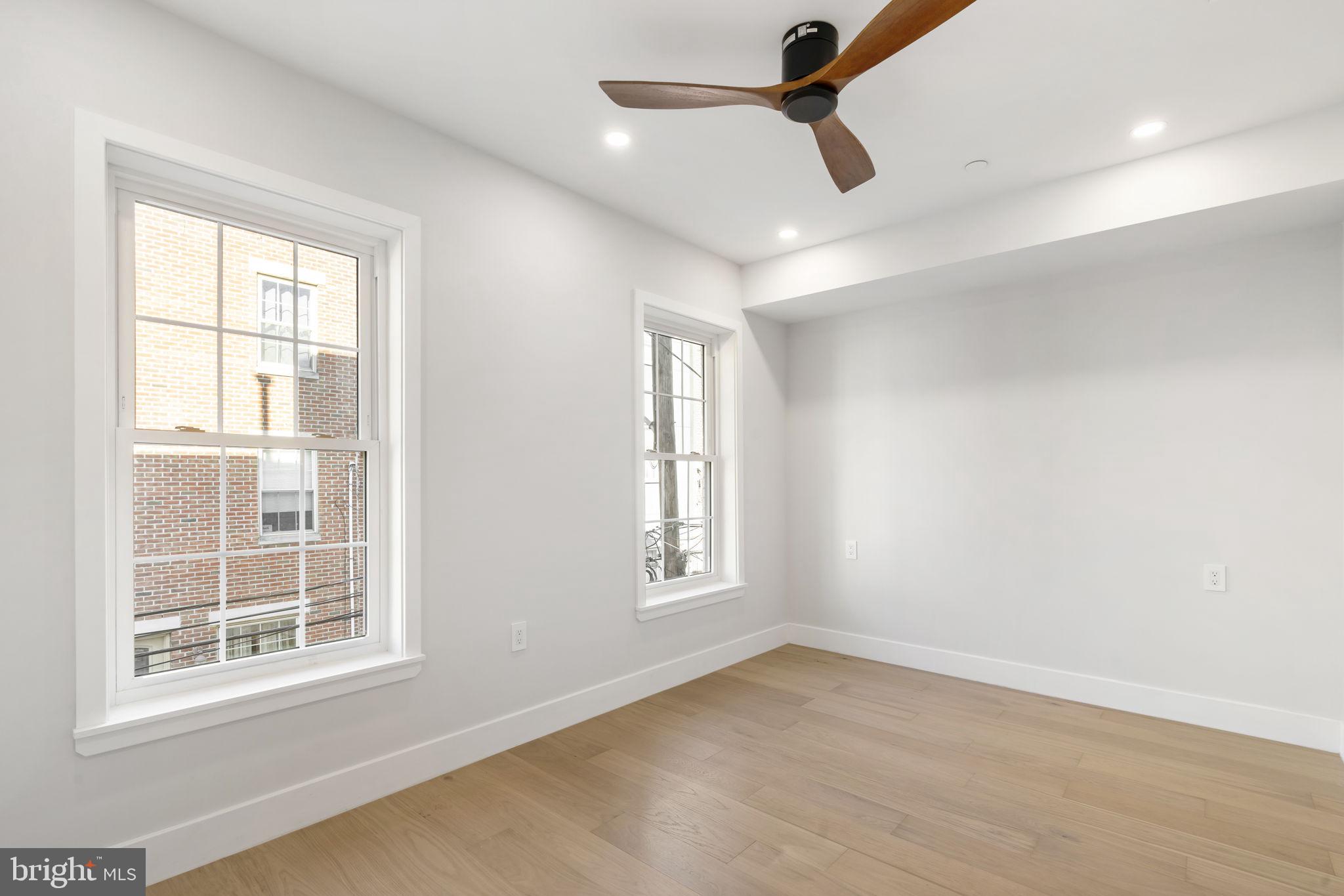 2056 PEMBERTON STREET