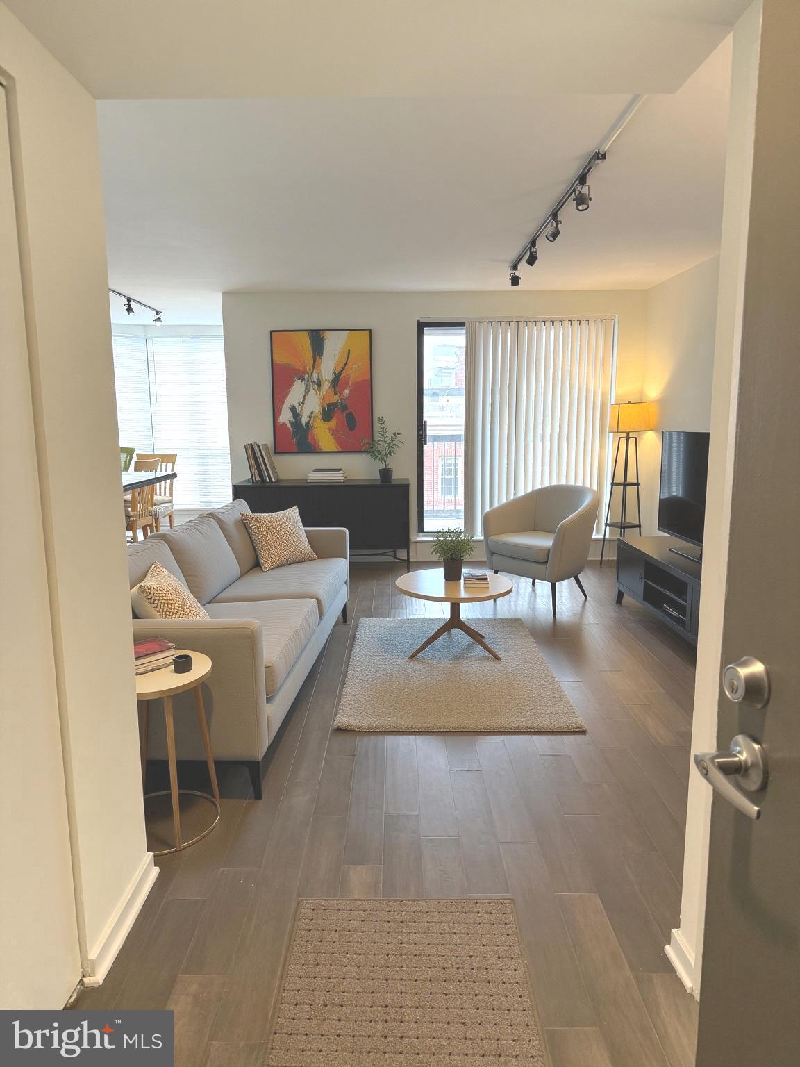 200 LOMBARD STREET 625