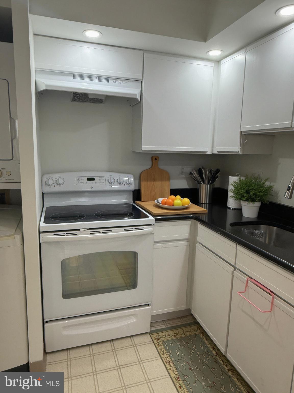 200 LOMBARD STREET 625