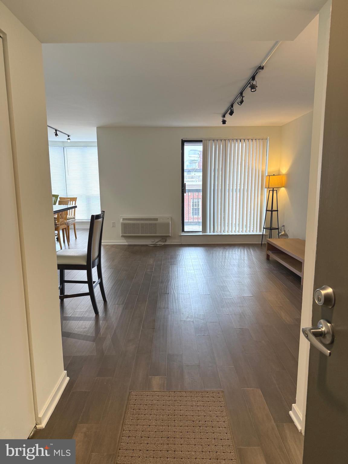 200 LOMBARD STREET 625