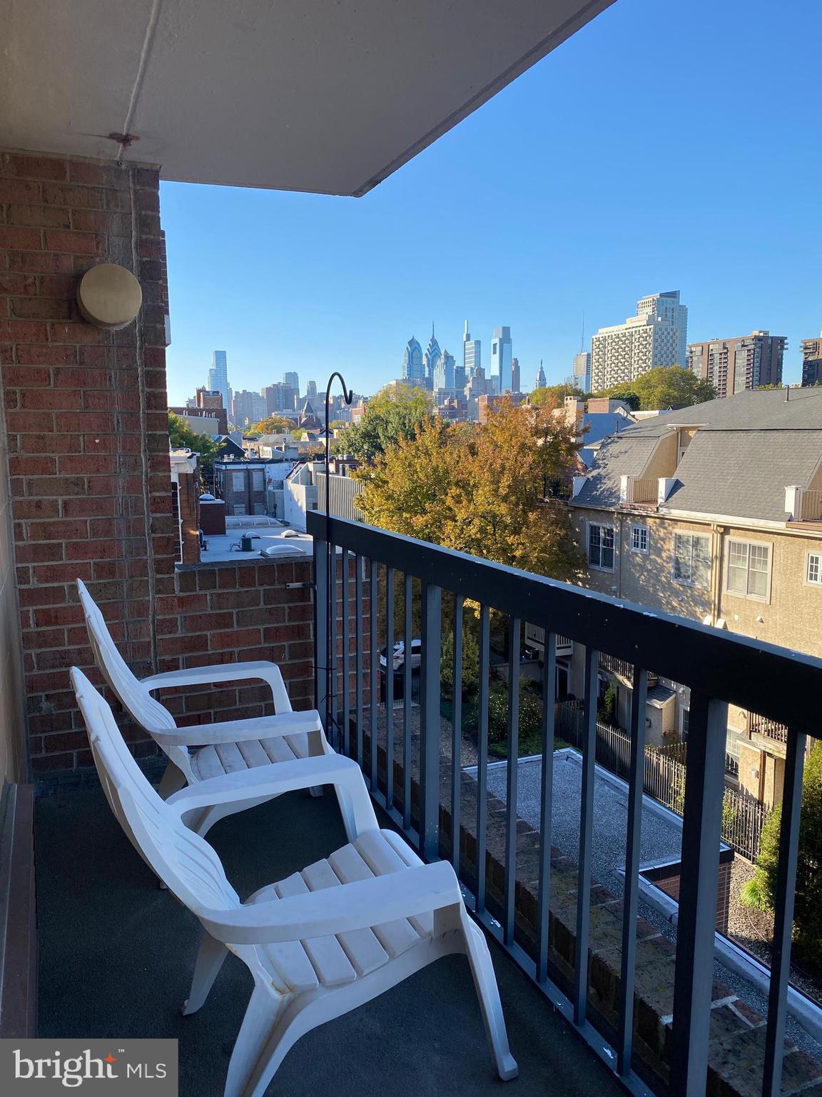 200 LOMBARD STREET 10 633