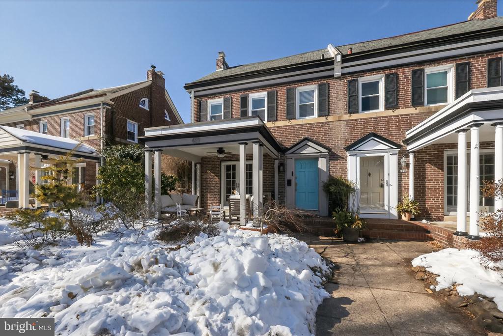 469 W ELLET STREET