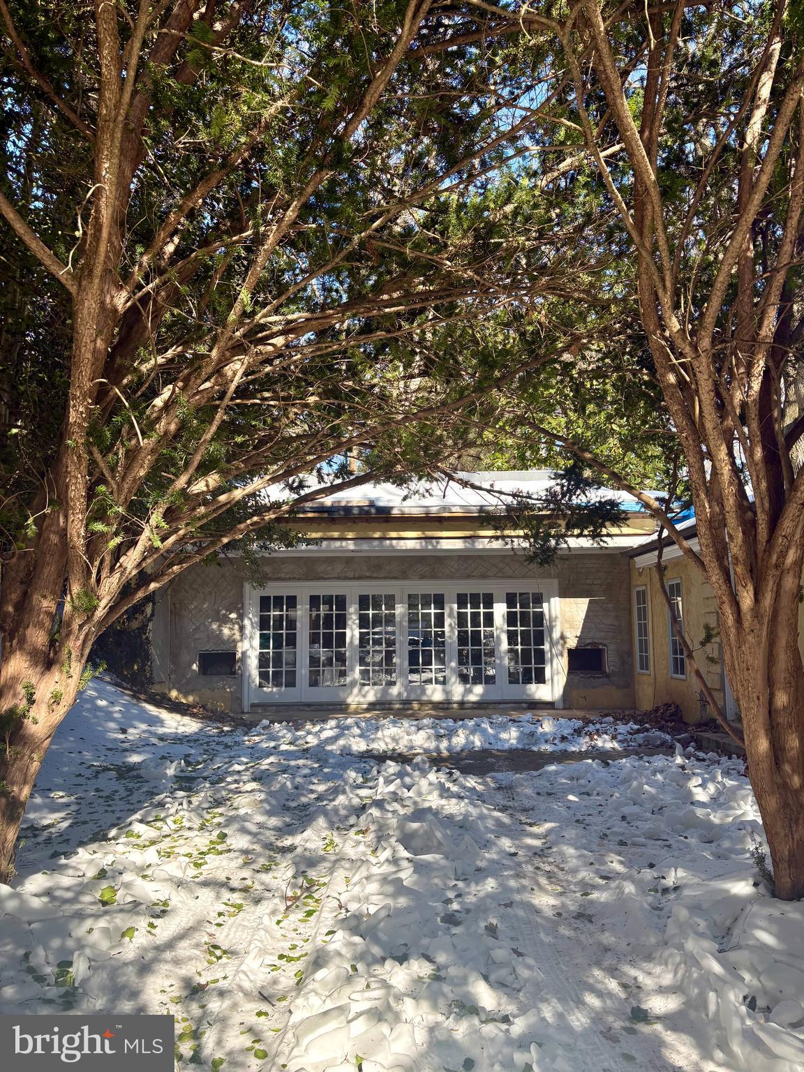 7615 SAINT MARTINS LANE