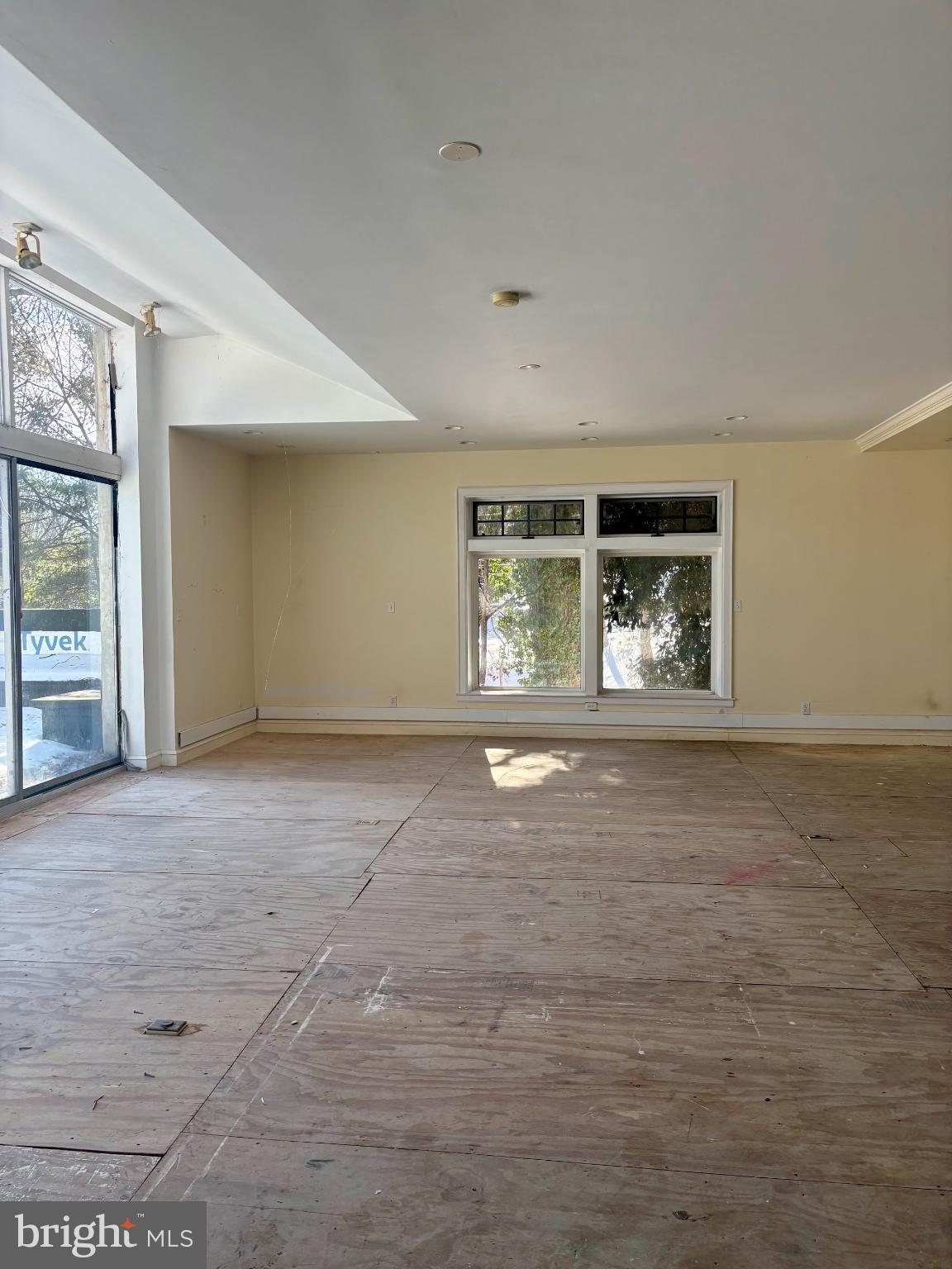 7615 SAINT MARTINS LANE