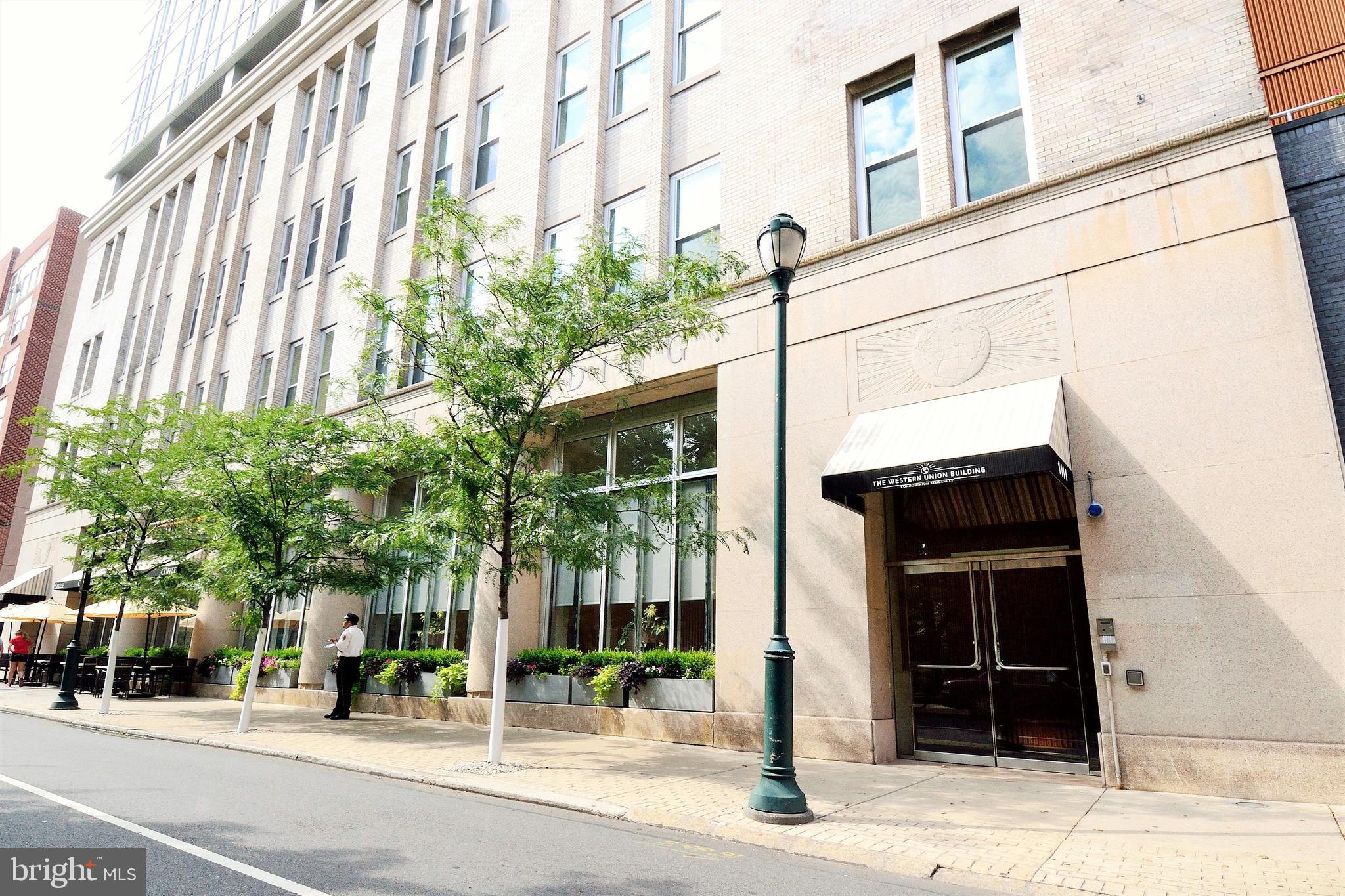1101 LOCUST STREET 3C