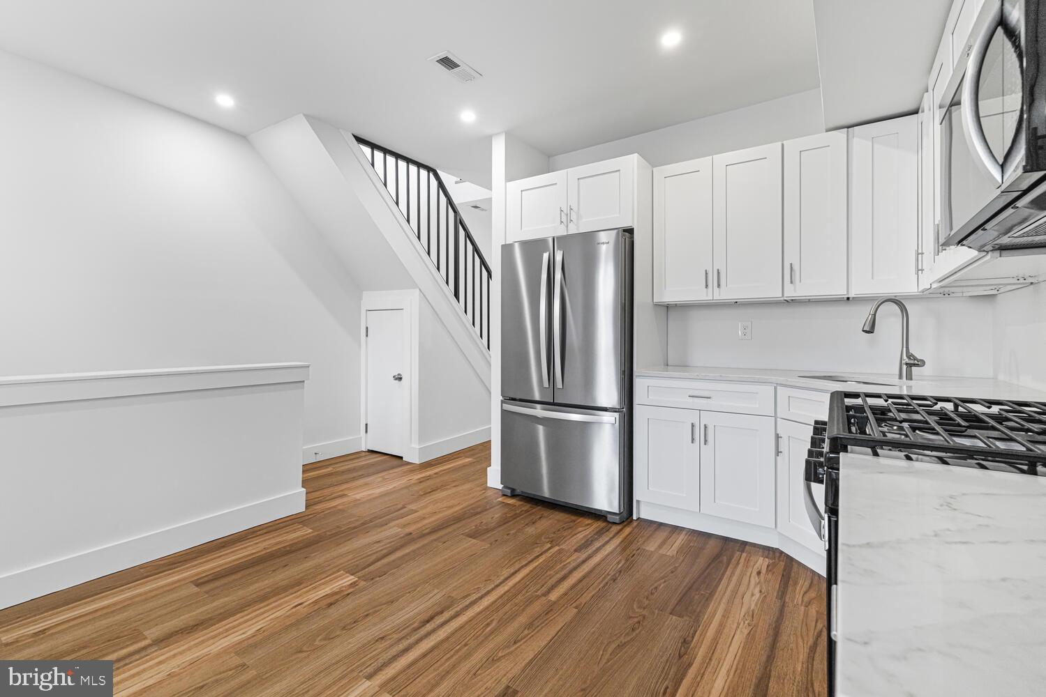 1830 CATHARINE STREET