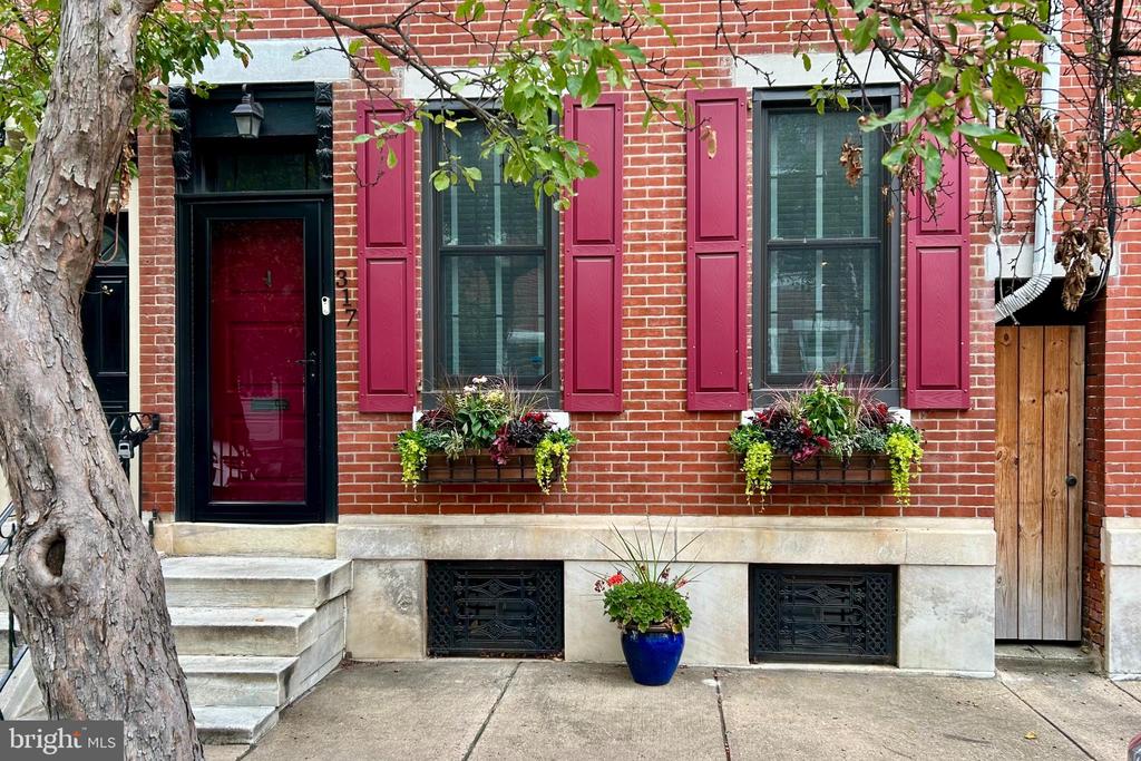 317 WHARTON STREET