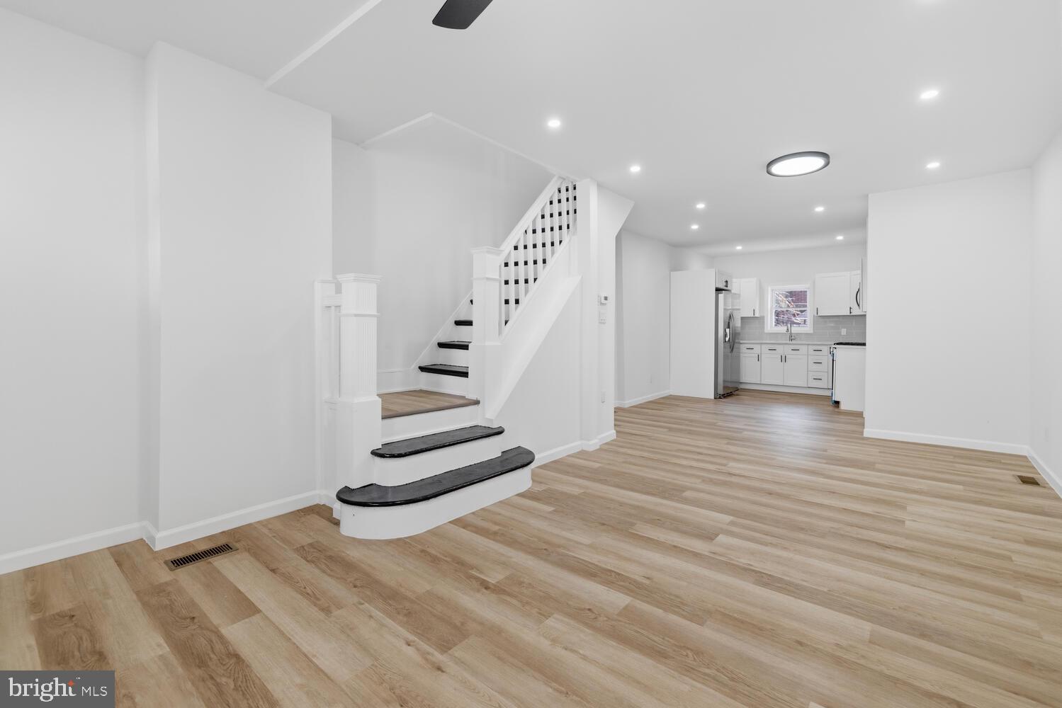 5722 HADFIELD STREET