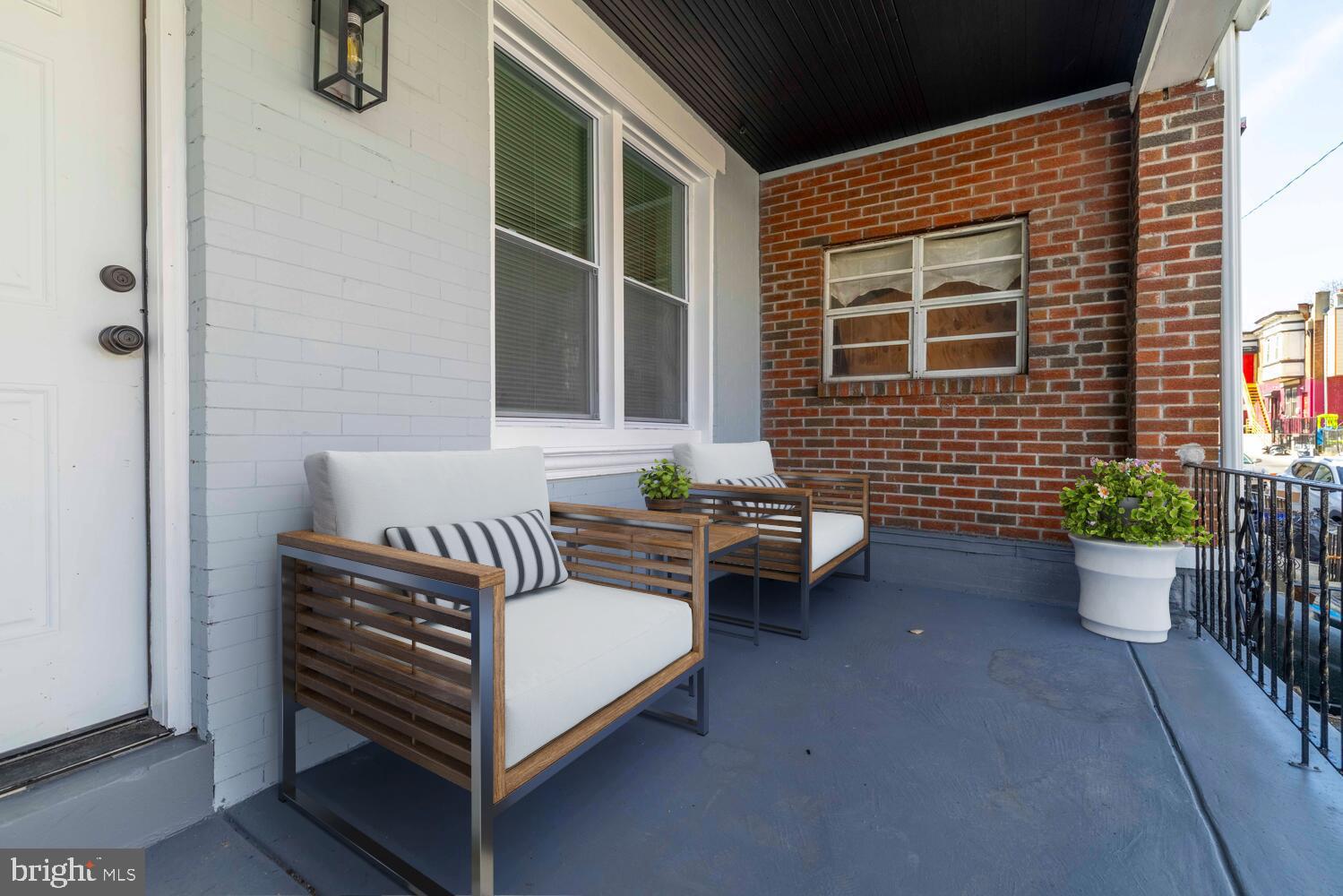 5722 HADFIELD STREET