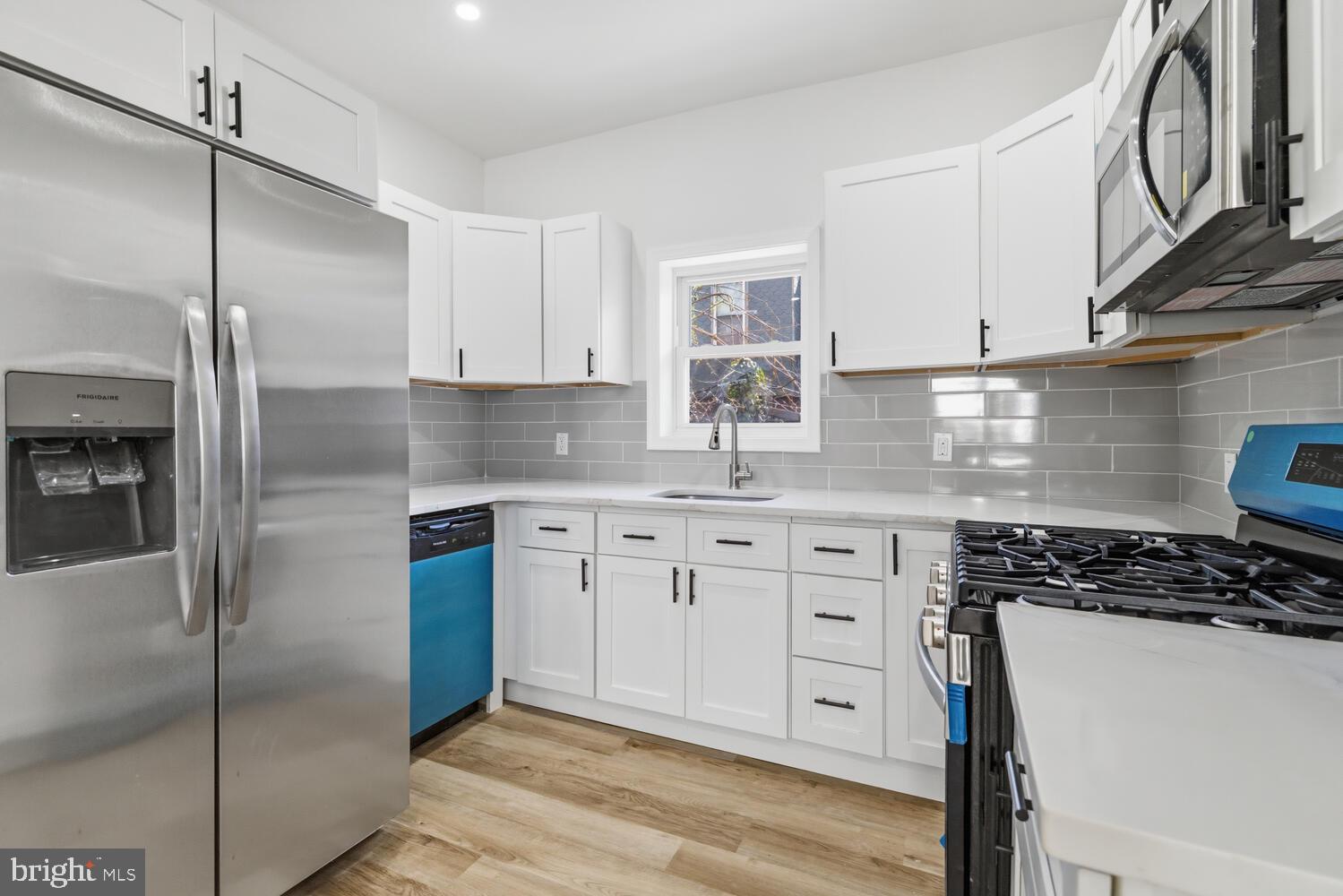 5722 HADFIELD STREET