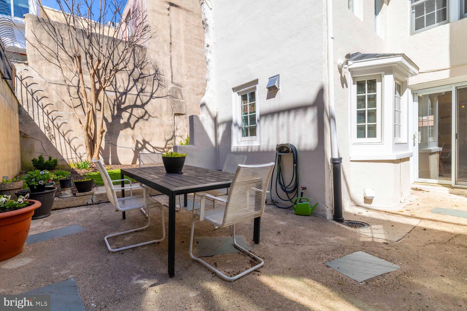 804-6 LOMBARD STREET