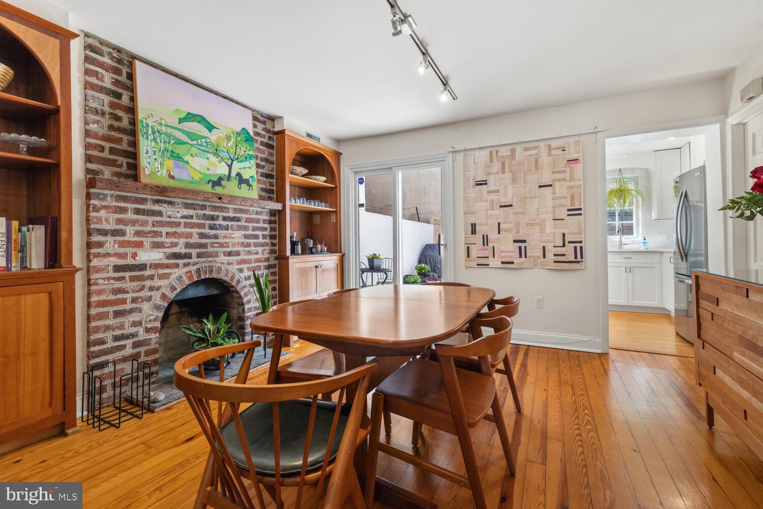 804-6 LOMBARD STREET