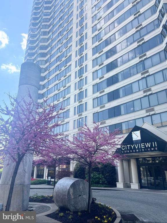 2001 HAMILTON STREET Unit: 429