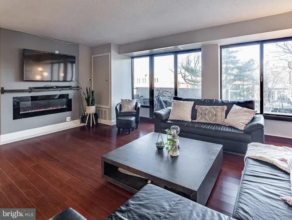 2001 HAMILTON STREET Unit: 429