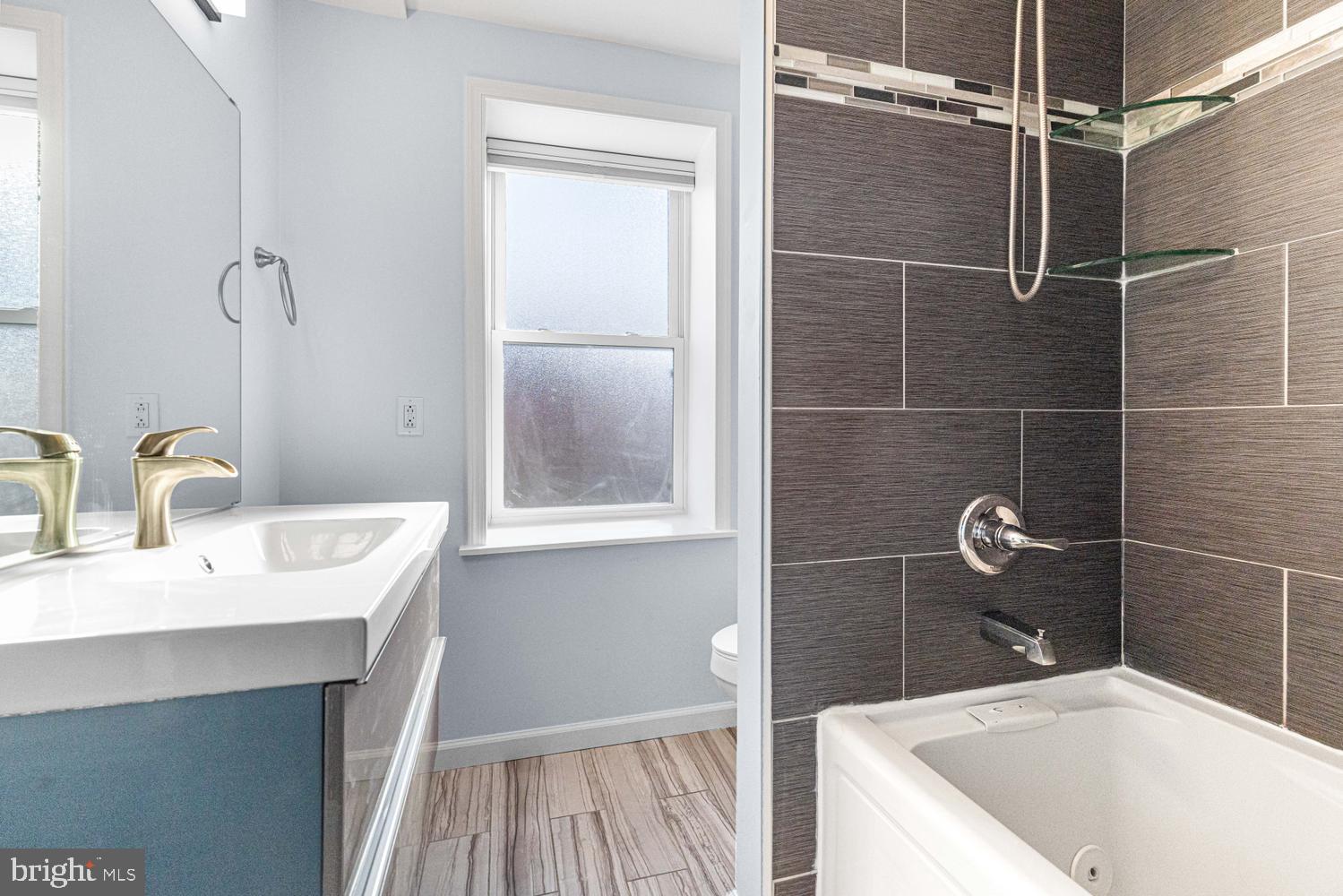 2344 E BOSTON