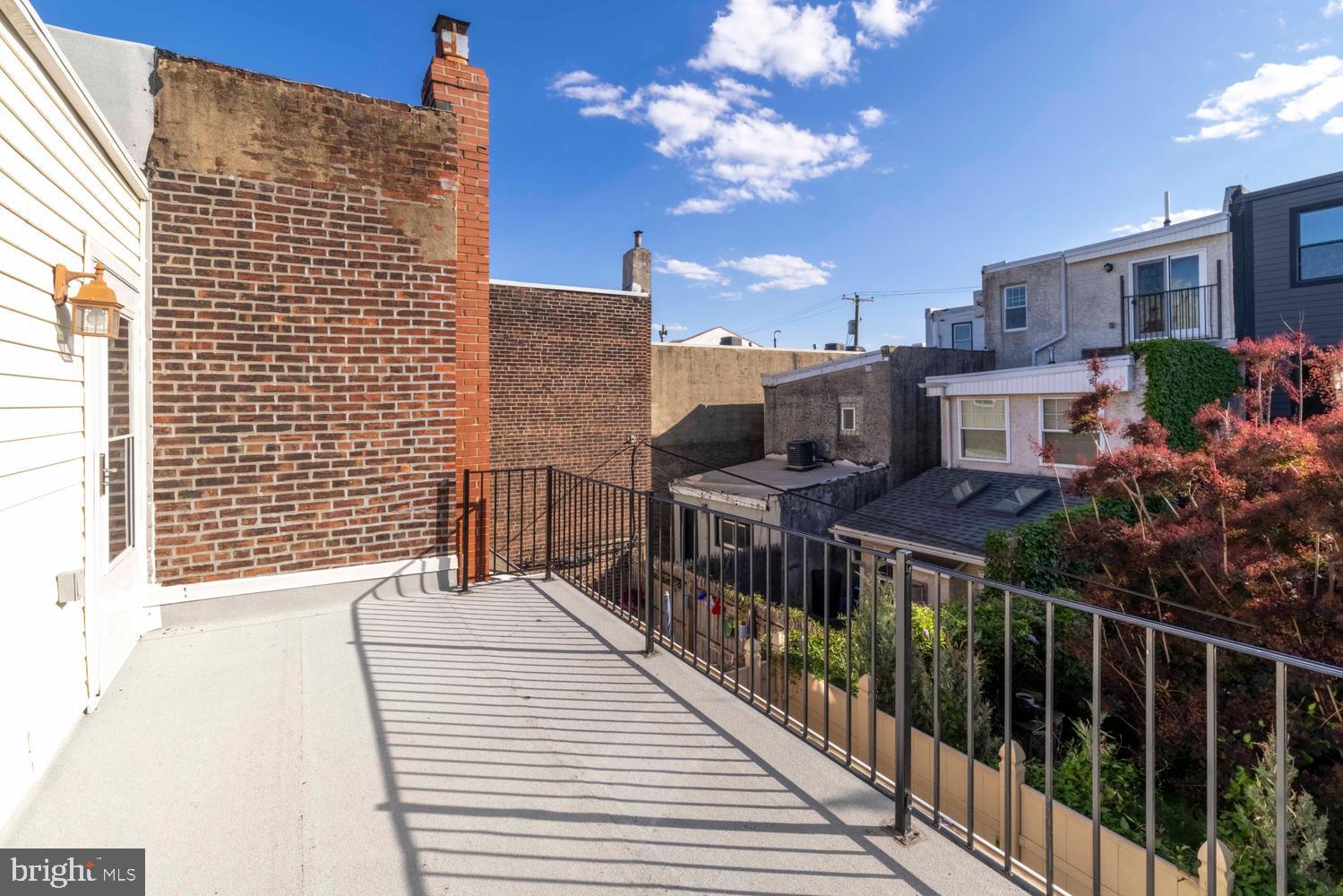2344 E BOSTON
