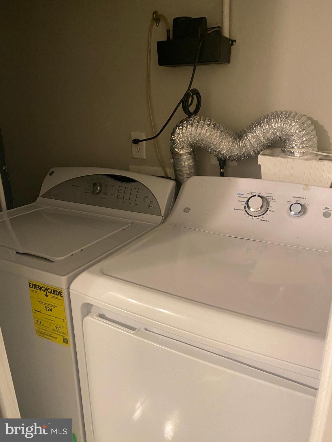 4742 PINE STREET 202