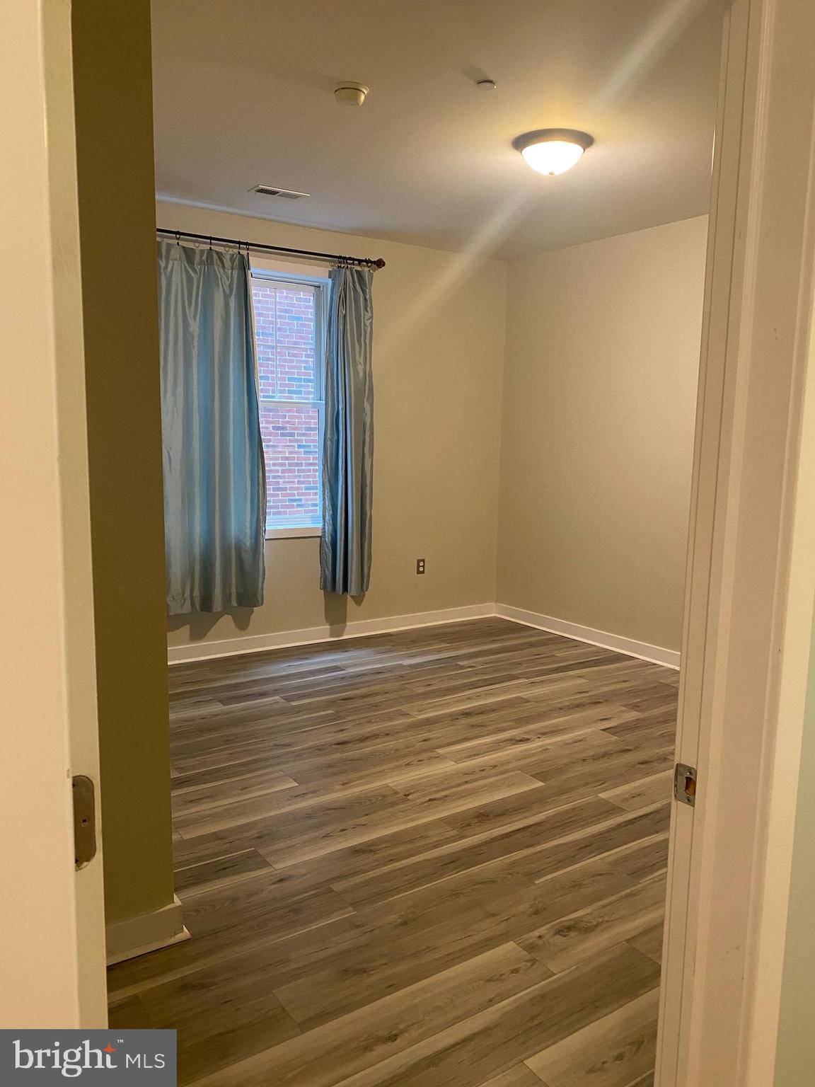 4742 PINE STREET 202