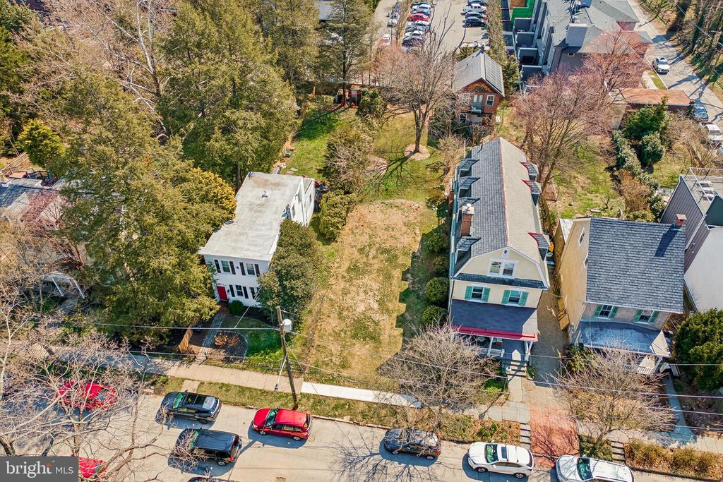 42 W SOUTHAMPTON AVENUE