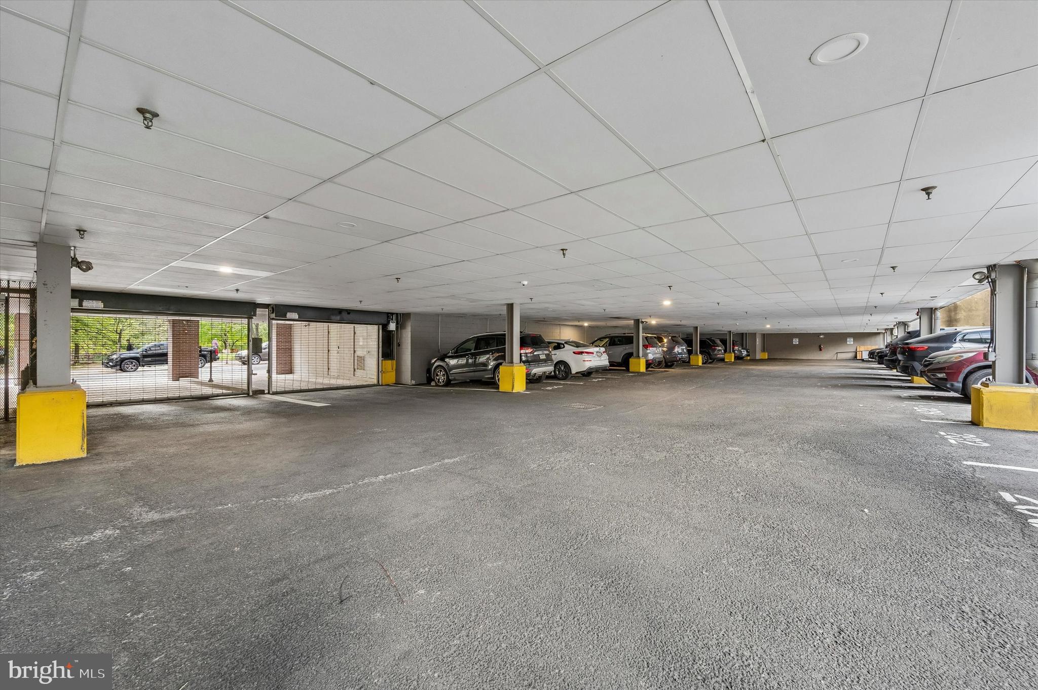 934-950 N 3RD STREET 202