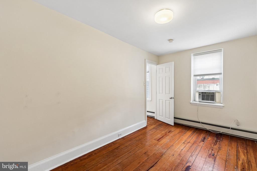 714 S 18TH STREET